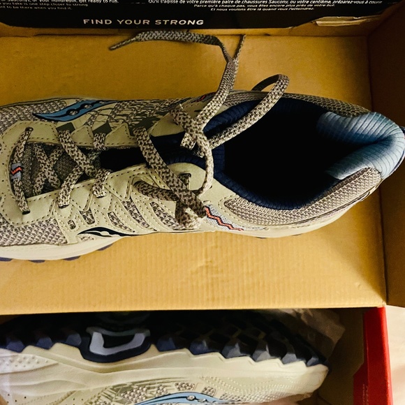 Brand New Women’s Saucony Excursio TR12 Trail Running Shoes - Picture 5 of 10